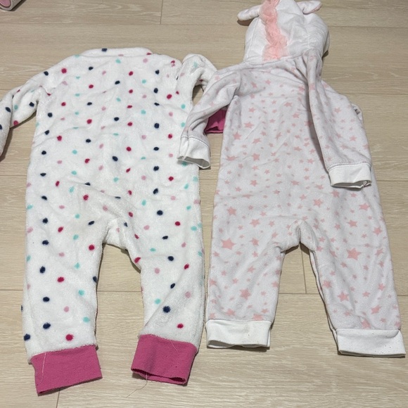 3/$10 Baby Onesies with Unicorn and Polka Dot Designs Set of 2 - Picture 5 of 5
